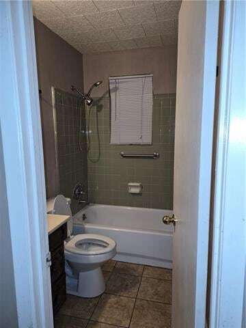 Building Photo - 2425 Ramsey Dr