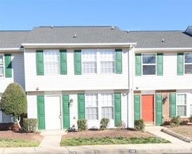 Building Photo - 108 Water Oak Dr