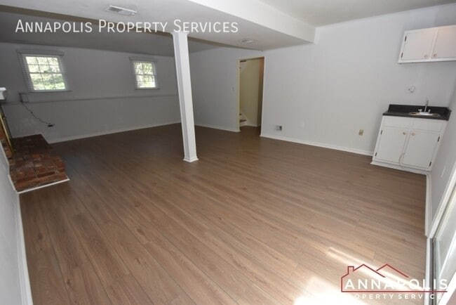 Building Photo - 378 Harwin Dr