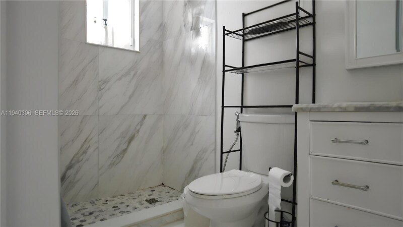 Building Photo - 2741 SW 67th Ave