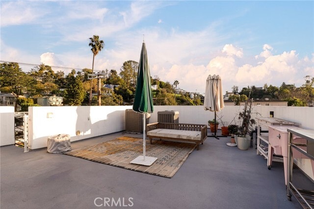 Building Photo - 2400 Glendale Ct