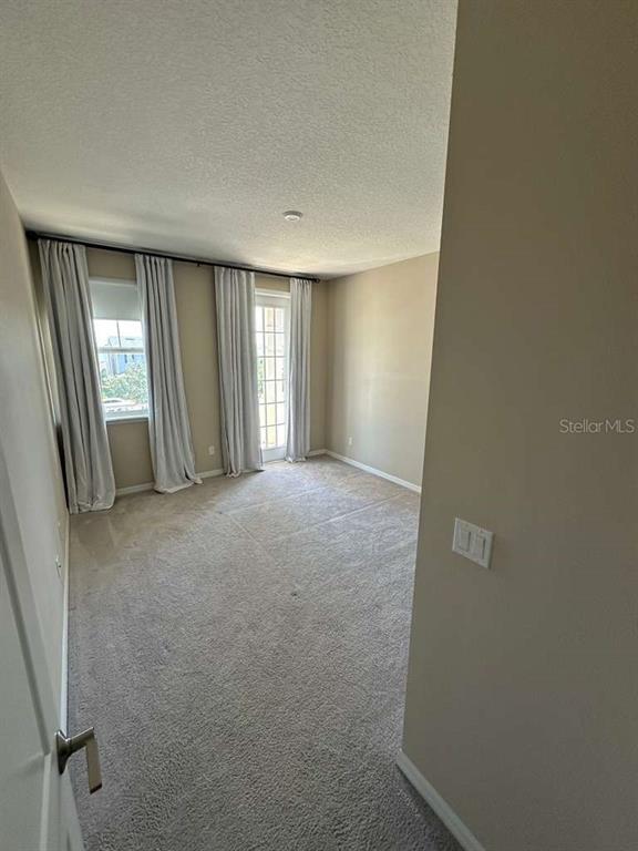 Building Photo - 4648 Prairie Creek St