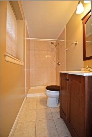 Building Photo - 35 Lake Shore Ct