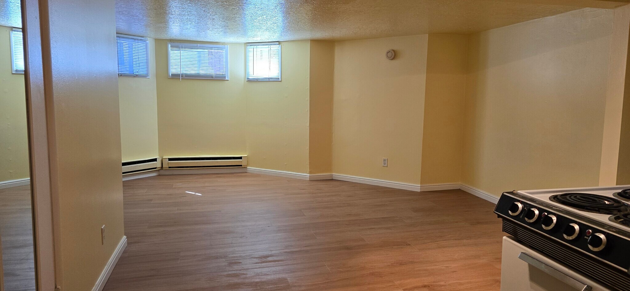 Building Photo - 1057 S 900 E