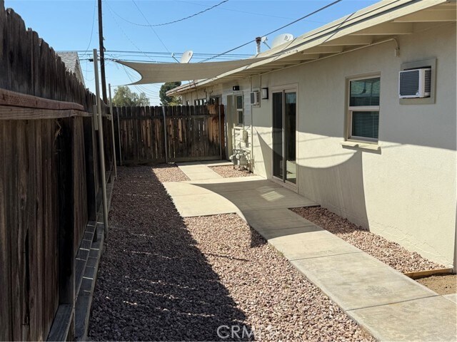 Building Photo - 1342 Opal Ave