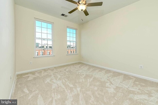 Building Photo - 459 Kornblau Terrace SE