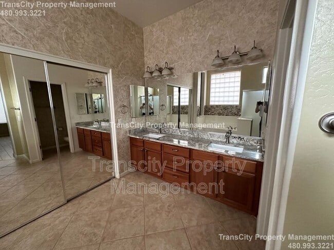 Building Photo - 26811 N 64th Ave