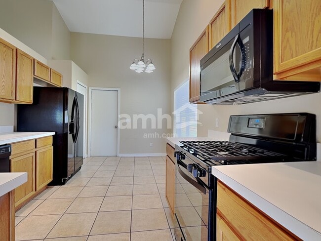 Building Photo - 29630 Morningmist Dr