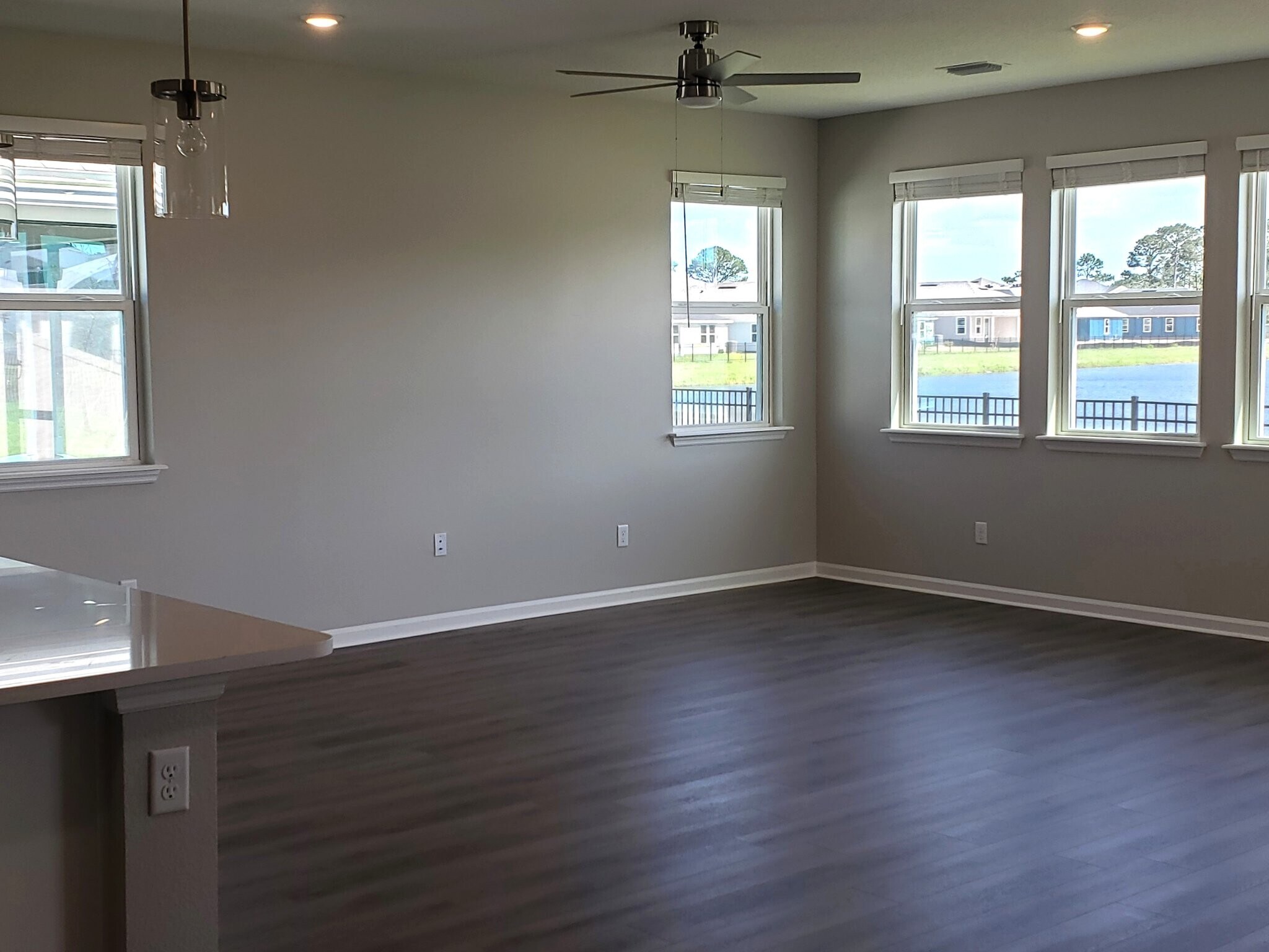 Building Photo - 89 Signet Cir