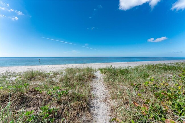 Building Photo - 6580 Manasota Key Rd