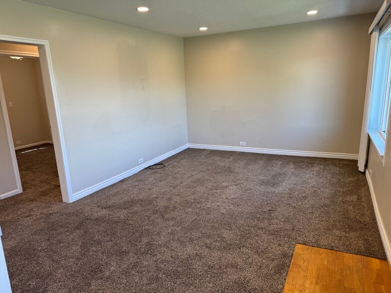 Building Photo - 5193 S 4700 W