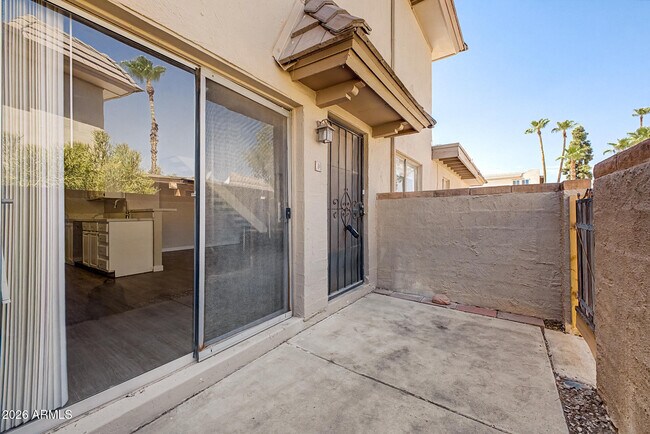 Building Photo - 17009 E Calle Del Oro