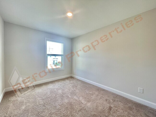 Building Photo - 6945 Outfall Point Ln