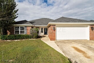 Building Photo - Spacious 3-Bedroom Home with Open Floor Plan and Big Backyard in West Mobile!