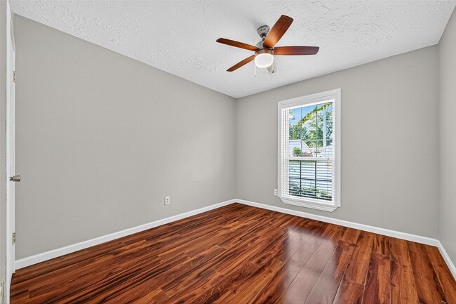 Building Photo - 7414 Breccia Dr