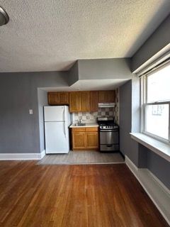 Building Photo - 6621 Blakemore St