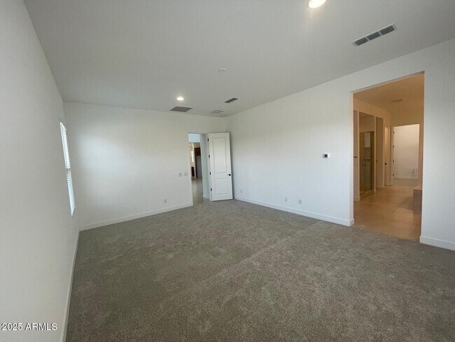 Building Photo - 20457 E Silver Creek Ln