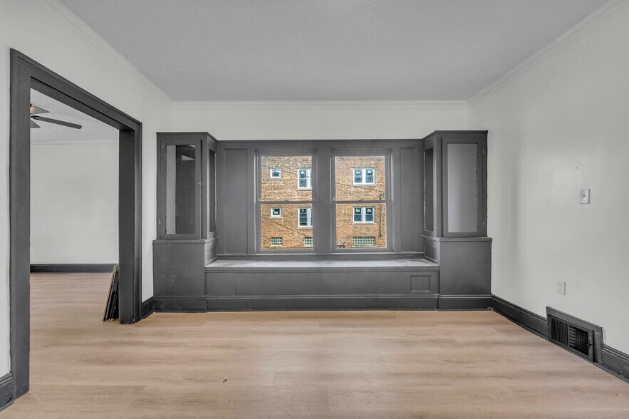 Building Photo - 3447 E 140th St