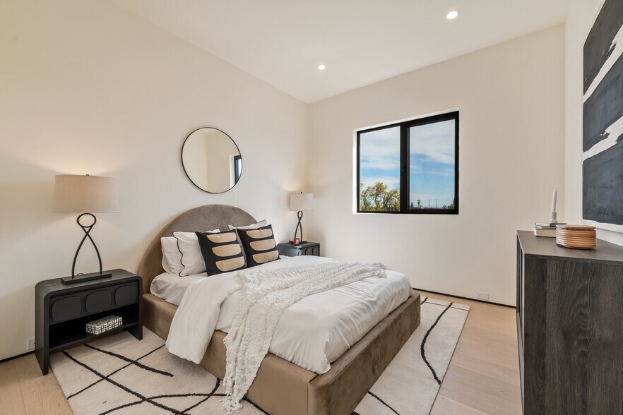Master bedroom - 836 Waterloo St