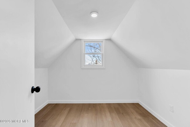 Building Photo - 211 Dewitt Ave