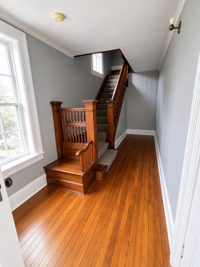 Building Photo - 2 Bedroom Apartment in Mount Morris –  Available Immediately