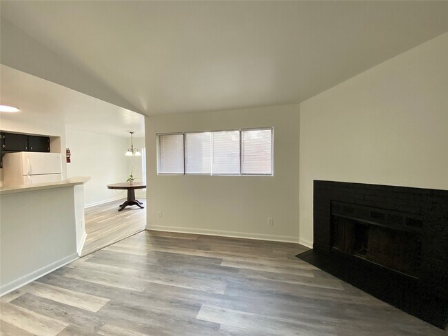 Building Photo - 7200 W T C Jester Blvd