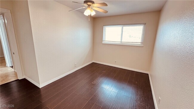 Building Photo - 201 Redstone St