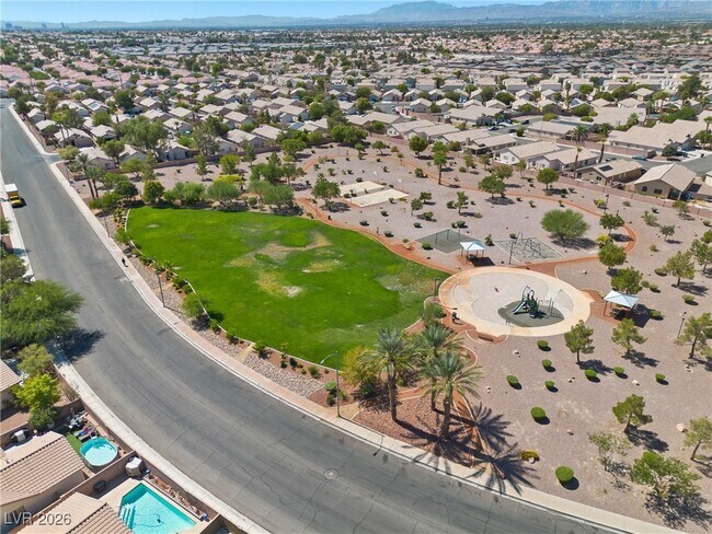 Building Photo - 2117 Marathon Keys Ave