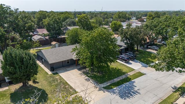 Building Photo - 2628 Belhaven Dr