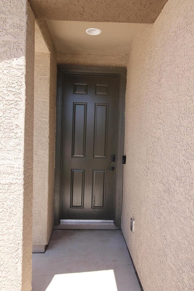 Building Photo - 21572 Treasure Rd