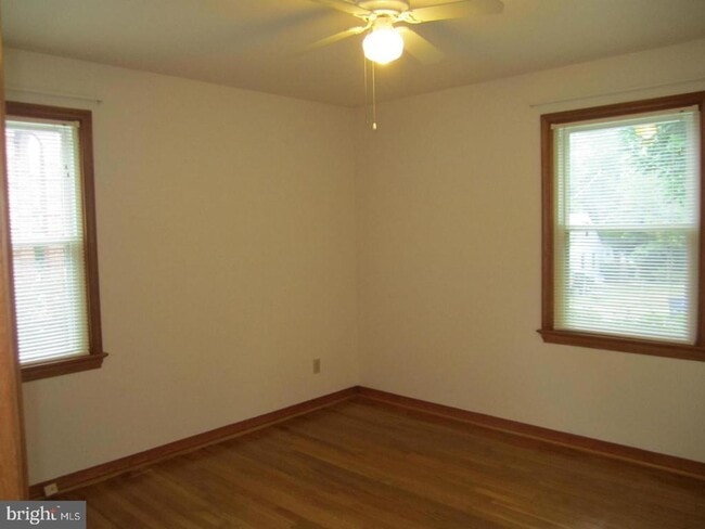 Building Photo - 3220 Dashiell Rd