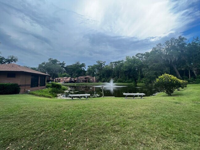 Building Photo - 44 Park Pl