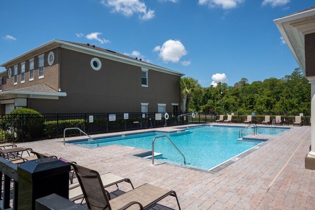 Building Photo - 3581 Wilshire Way Rd