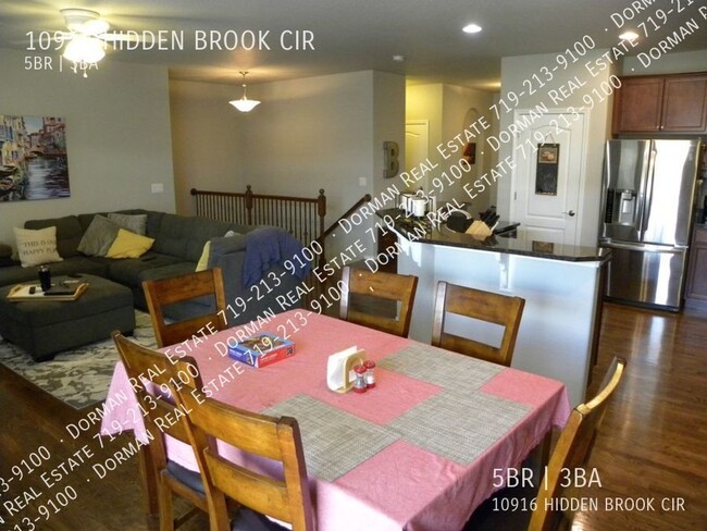 Building Photo - 10916 Hidden Brook Cir