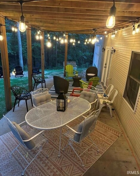 Building Photo - 2206 E Autumn Dr