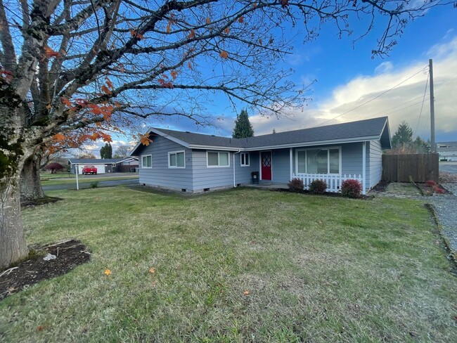 Primary Photo - Newly remodeled rare four bedroom home wit...