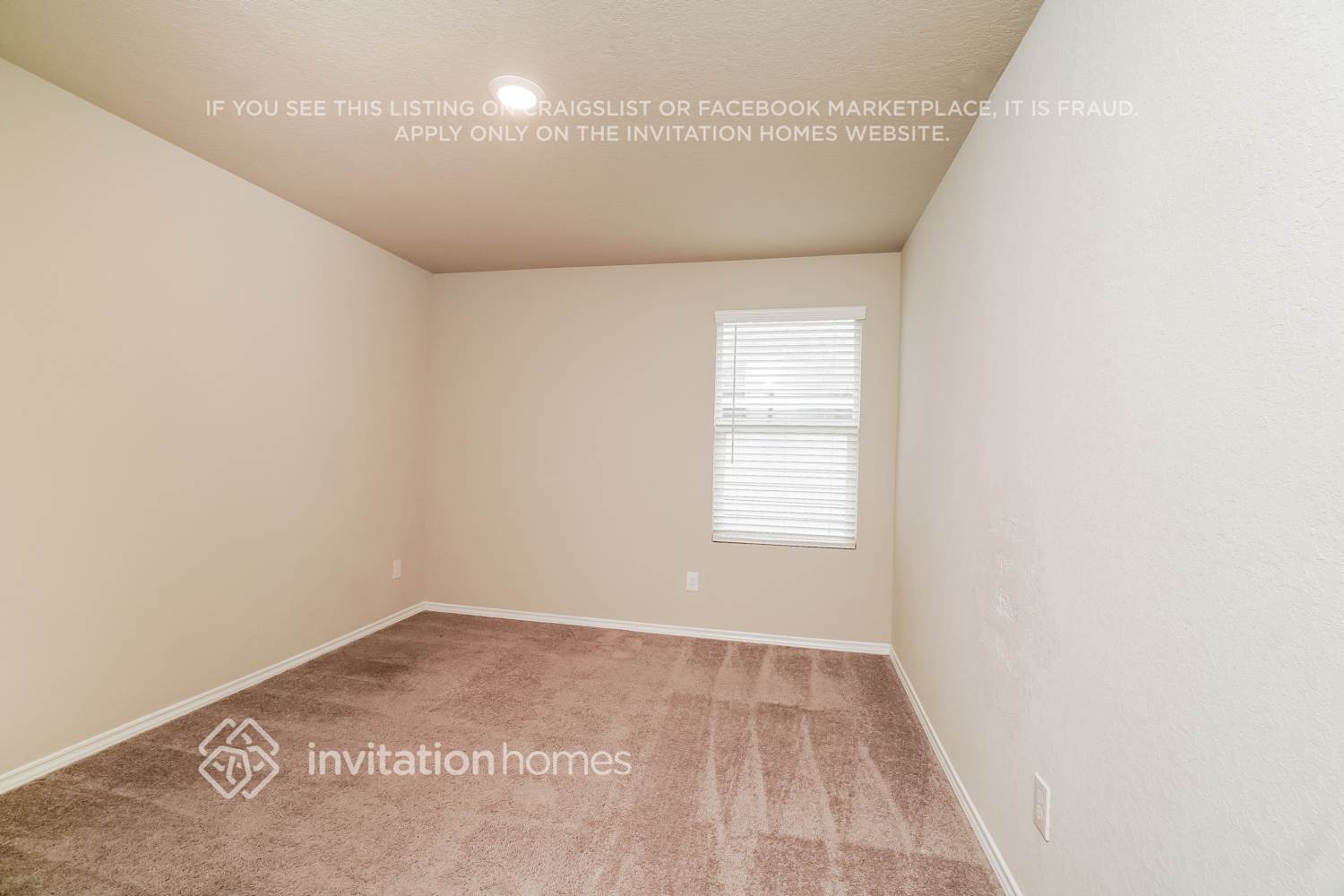 Building Photo - 206 Hollywood Dr