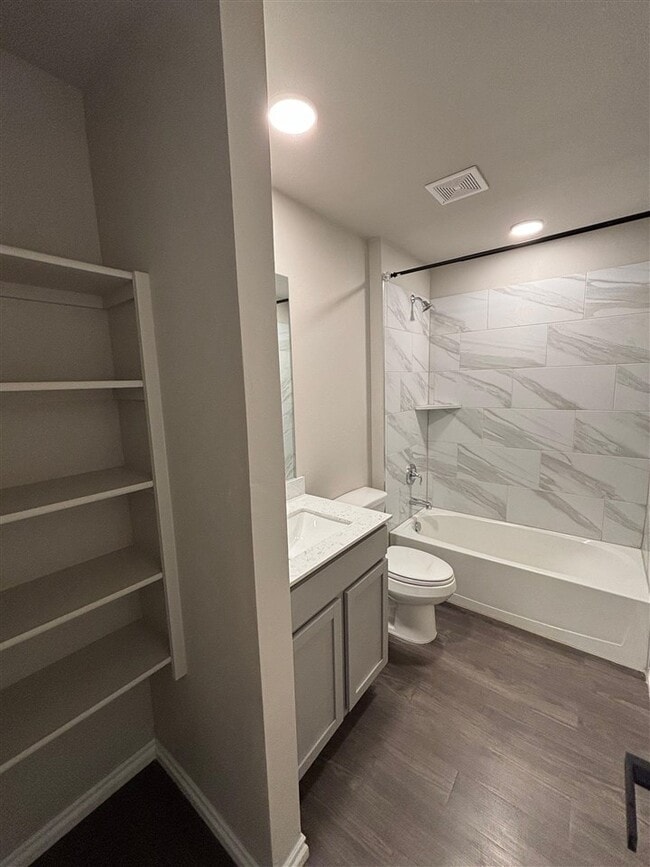 Building Photo - 4301 Christina Ct