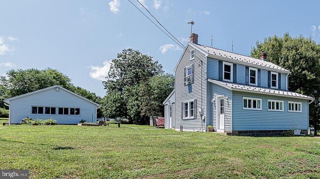 Primary Photo - 77 Love Run Rd