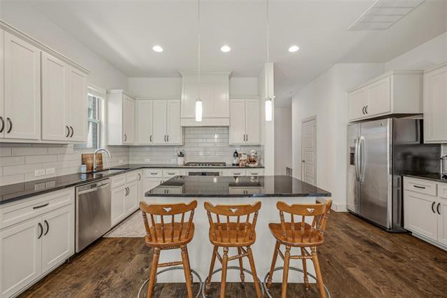 Building Photo - 210 Wimberly St