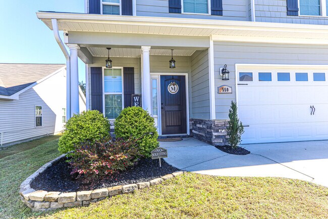 Building Photo - 550 Jensen Ln