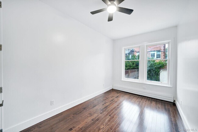 Building Photo - 251 E 46th St