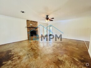 Building Photo - 107 Hilbert Dr
