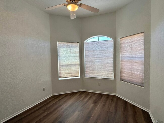 Building Photo - 10607 S Avenida Canela