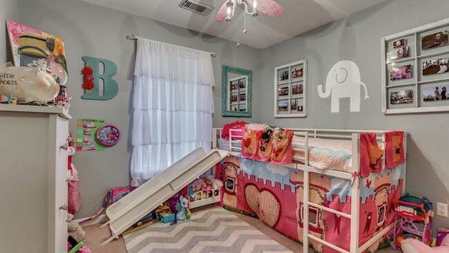 Building Photo - 18396 Peyton Ln