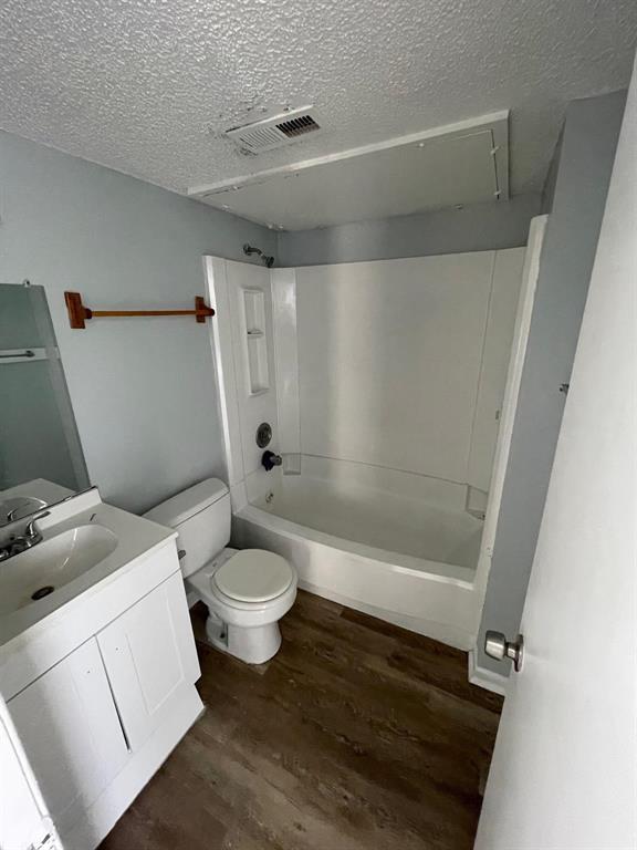 Building Photo - 1605 Drive A