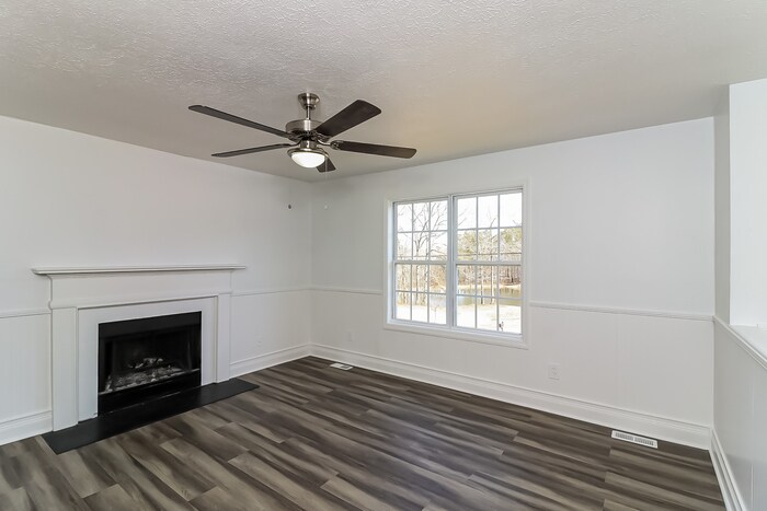 Building Photo - 980 Hitchcock Rd