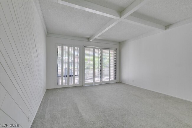 Building Photo - 3452 Pino Cir
