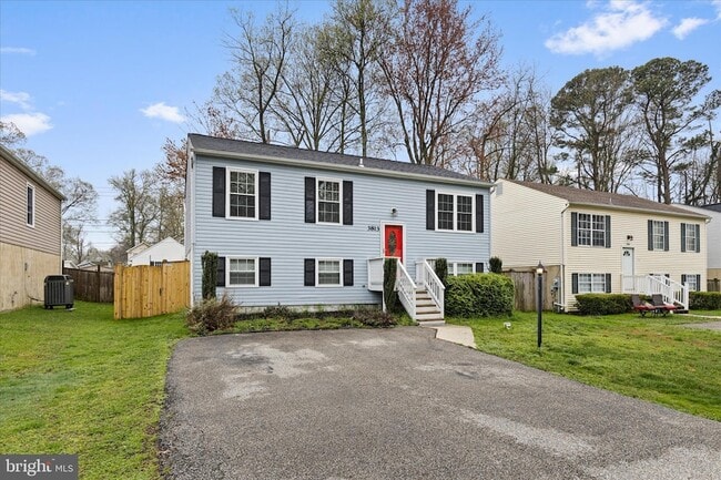 Building Photo - 3813 8th St