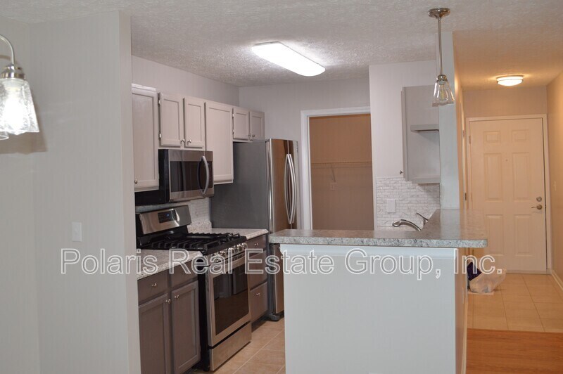 Building Photo - 11750 Glenbrook Ct